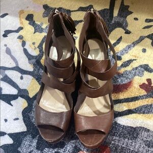 Brown Leather Women's Sandals - Dolce Vita size 8.5